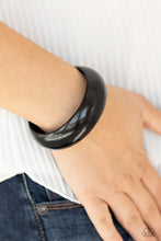 Load image into Gallery viewer, Paparazzi Accessories Whimsically Woodsy - Black Bracelet
